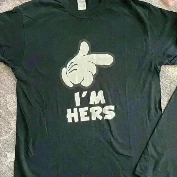 Couple's matching t shirt in black - Picture 3 of 7